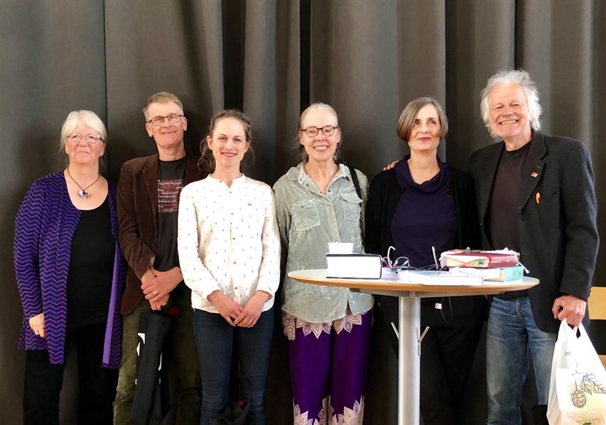 Deltagarna i seminariet: Ingrid Sjökvist, Pelle Olsson, Linnea Garli, Beata Hansson, Susanna Alakoski, Per Sundgren.